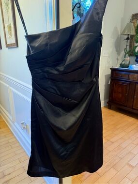 Bill Levkoff Black One-Shoulder Draped Cocktail Dress